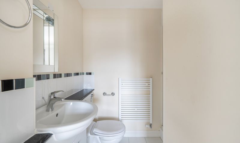 Cavendish Walk, Epsom, KT19