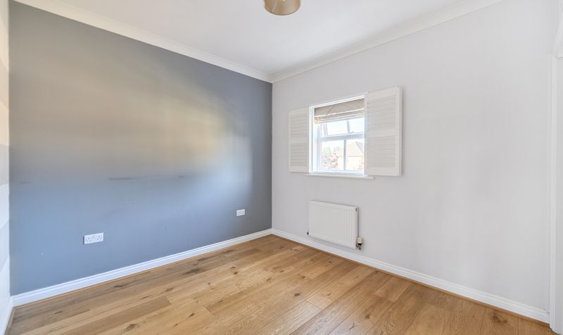 Cavendish Walk, Epsom, KT19