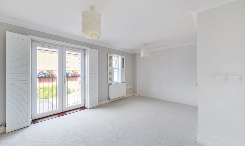 Cavendish Walk, Epsom, KT19