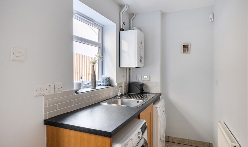 Overdale, Ashtead, KT21