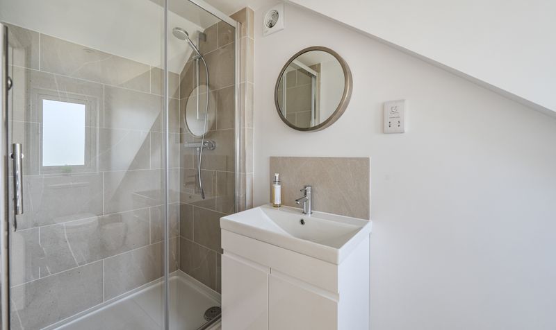 Overdale, Ashtead, KT21