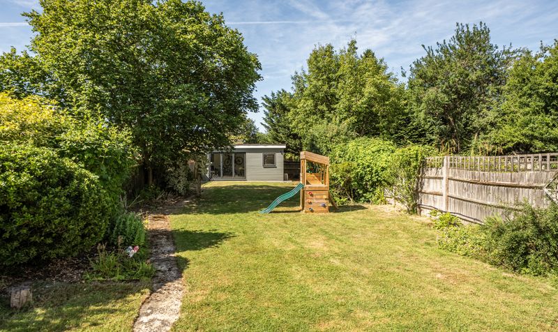 Overdale, Ashtead, KT21