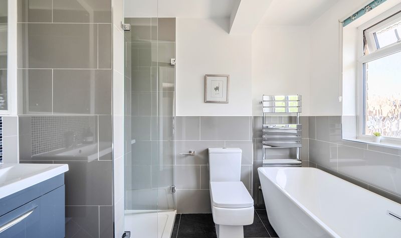 Old Court, Ashtead, KT21