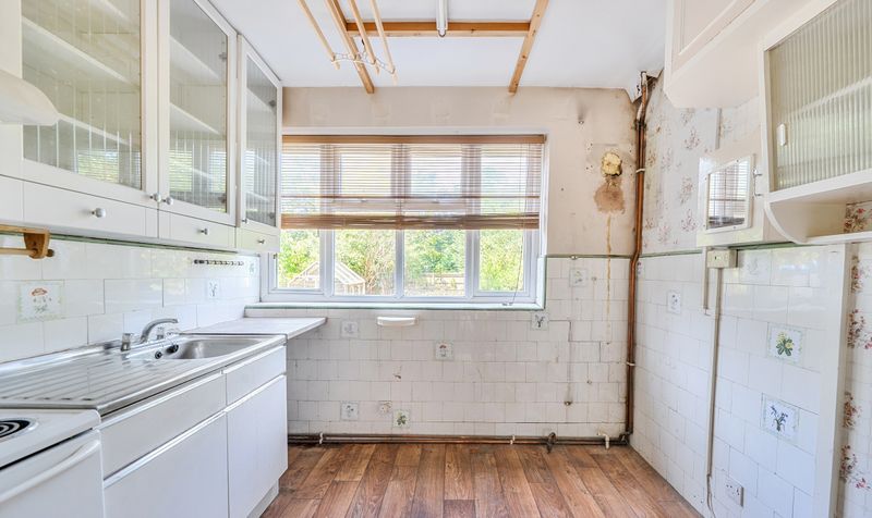 Castle Avenue, Epsom, KT17