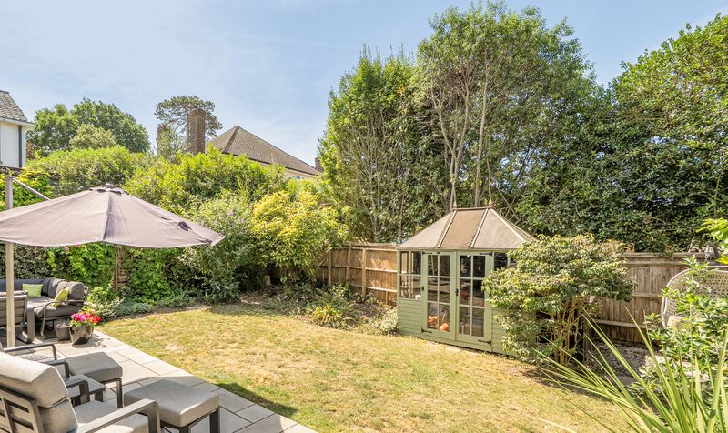 Old Court, Ashtead, KT21