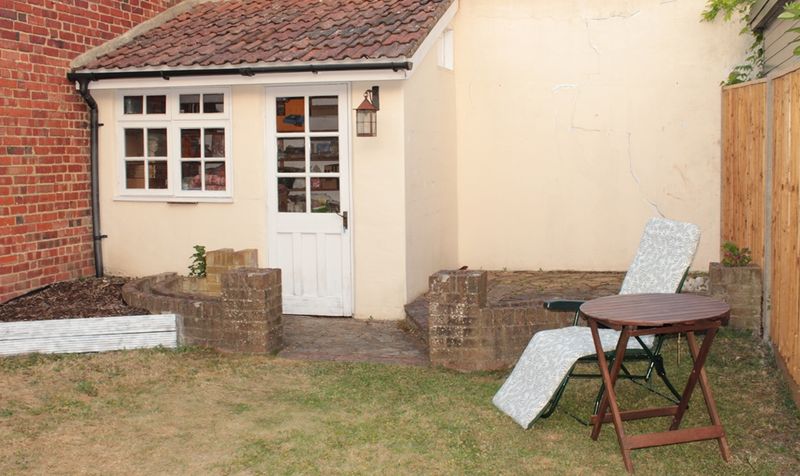 The Street, Ashtead, KT21