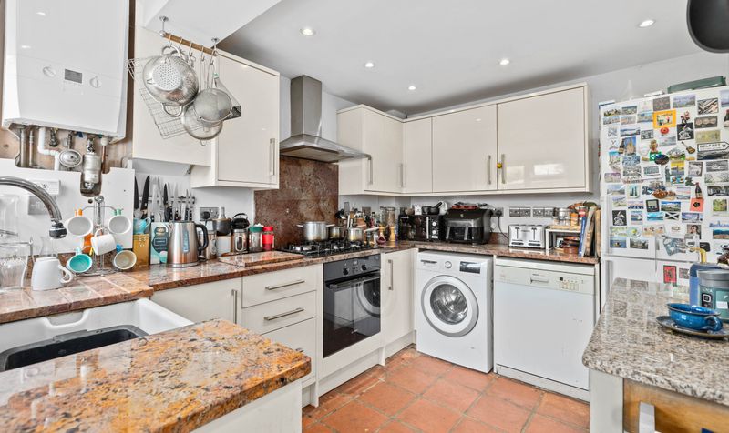 3 Bedroom House For Sale &ndash; Stormont Road, Hitchin, SG5 2
