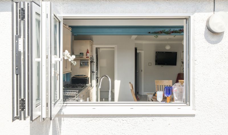 Eastdean Avenue, Epsom, KT18