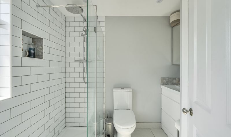 Eastdean Avenue, Epsom, KT18