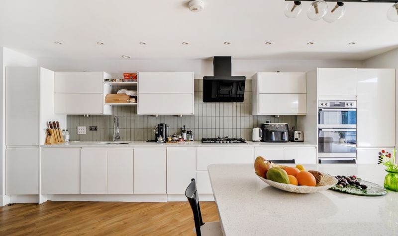 Richmond Crescent, Epsom, KT19