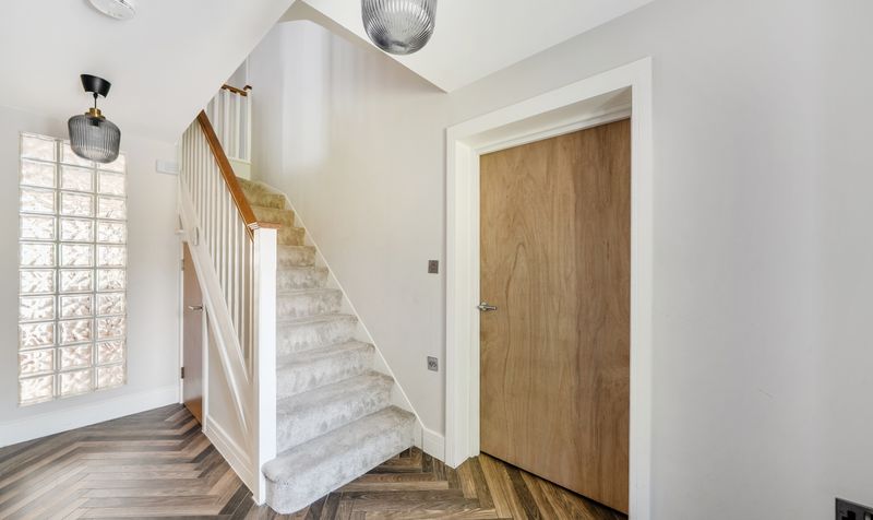 Richmond Crescent, Epsom, KT19