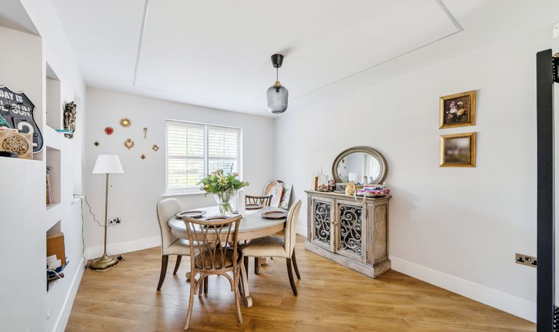 Richmond Crescent, Epsom, KT19