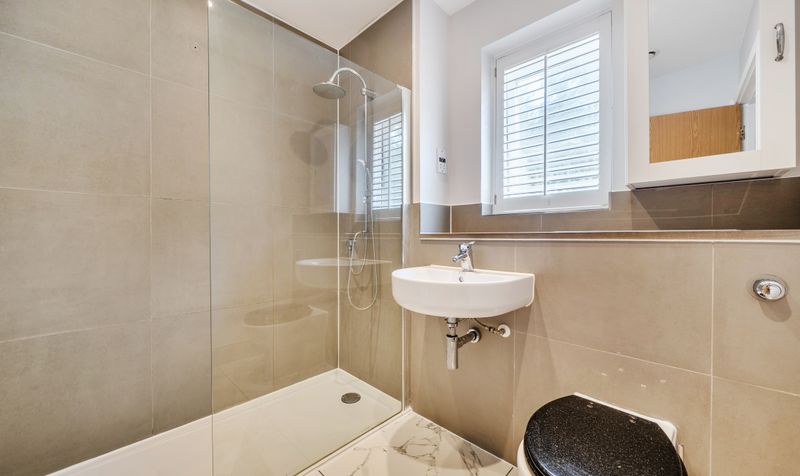 Richmond Crescent, Epsom, KT19