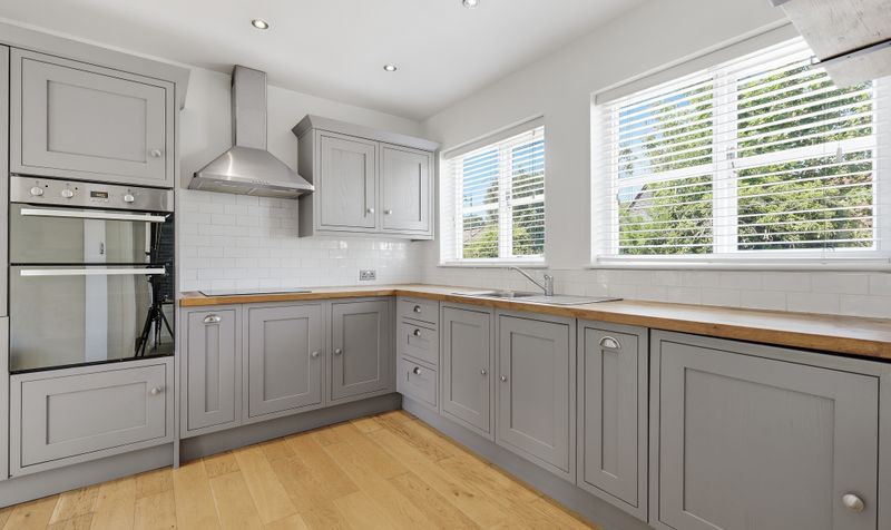 2 Bedroom House For Sale &ndash; Stevenage Road, Little Wymondley, SG4 3