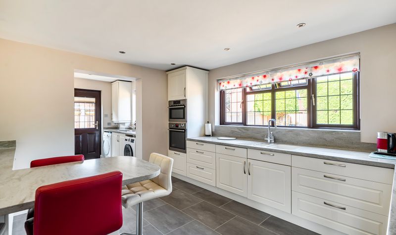Taleworth Park, Ashtead, KT21