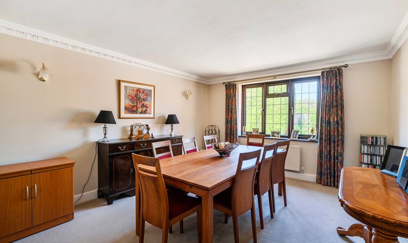 Taleworth Park, Ashtead, KT21