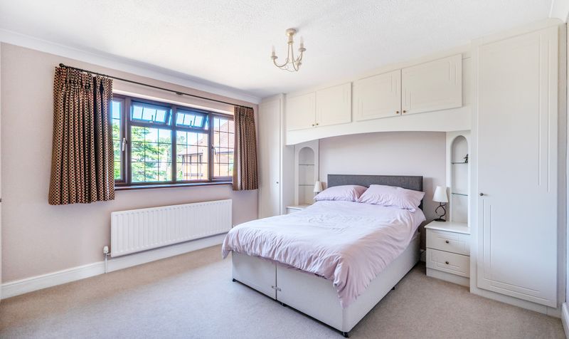 Taleworth Park, Ashtead, KT21