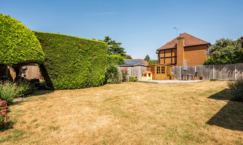 Taleworth Park, Ashtead, KT21