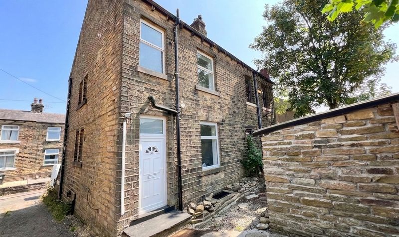 Chapel Terrace, Huddersfield, HD4