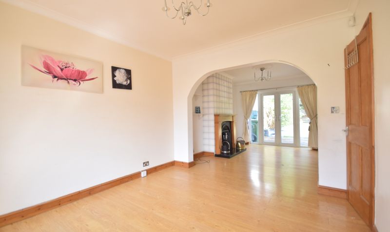 The Greenway, Epsom, KT18