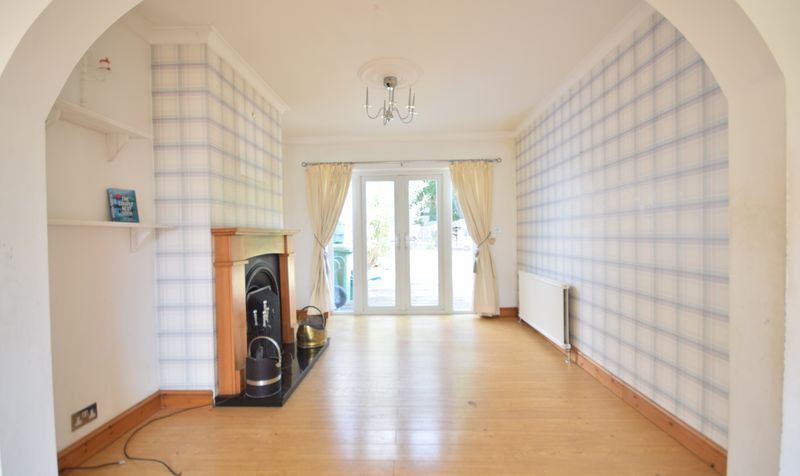 The Greenway, Epsom, KT18