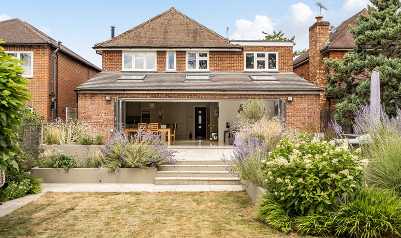 Petters Road, Ashtead, KT21