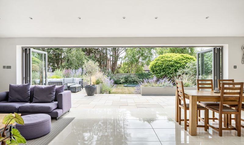 Petters Road, Ashtead, KT21