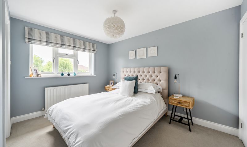 Petters Road, Ashtead, KT21