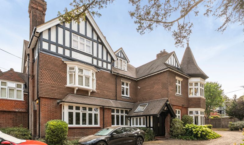 College Road, The Firs, KT17