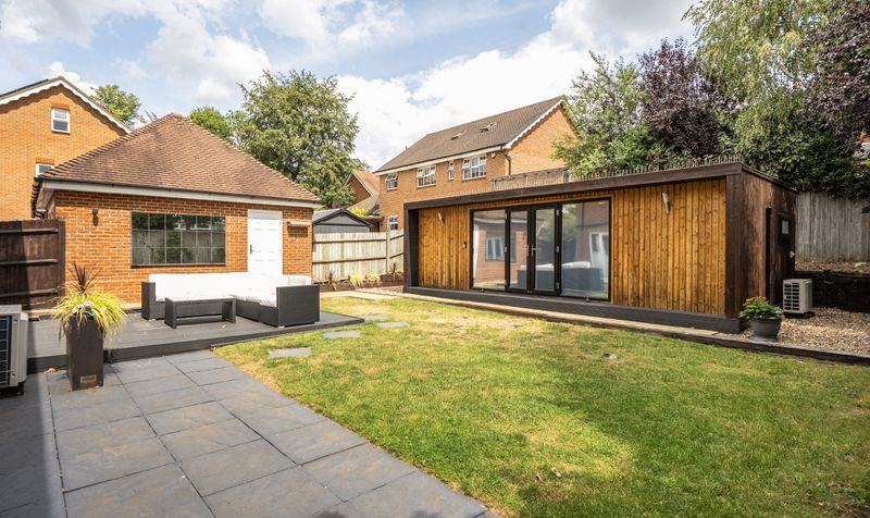 Quarry Gardens, Ashtead Leatherhead border