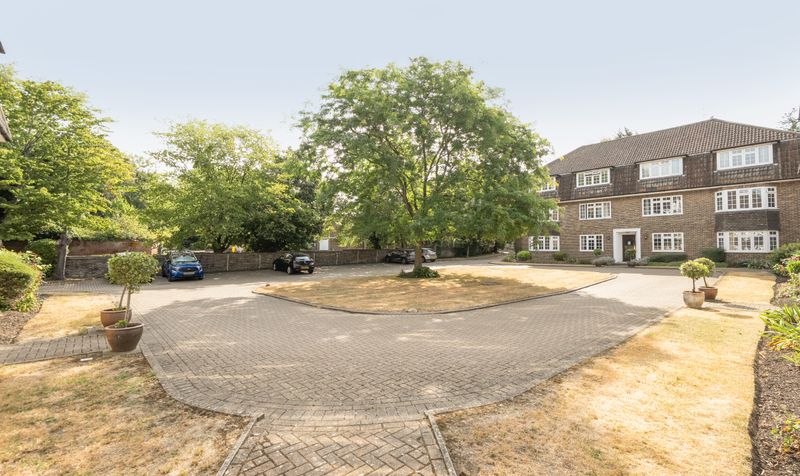 Church Street, Epsom, KT17