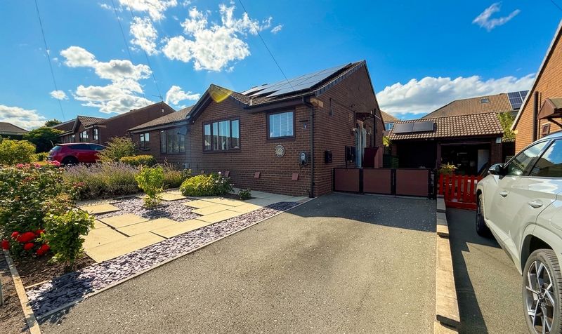 Buttermere Drive, Huddersfield, HD5