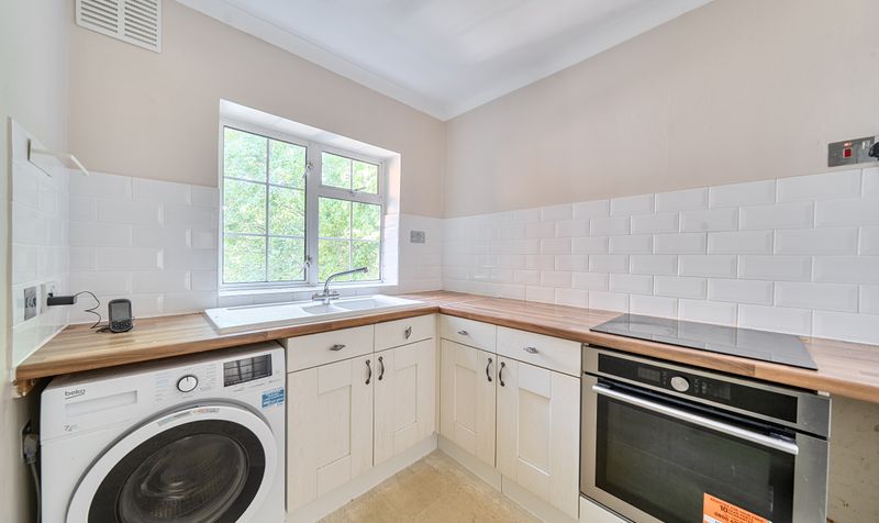 Dorking Road, Epsom, KT18