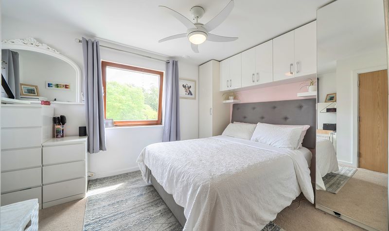 Pelman Way, Epsom, KT19