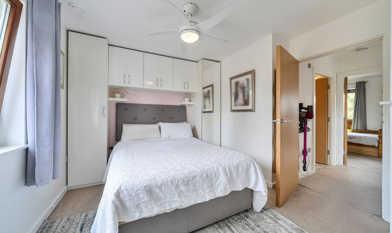 Pelman Way, Epsom, KT19