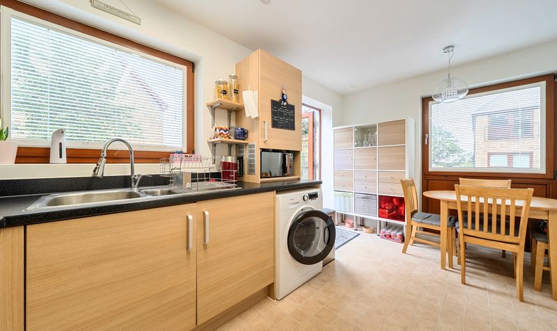 Pelman Way, Epsom, KT19