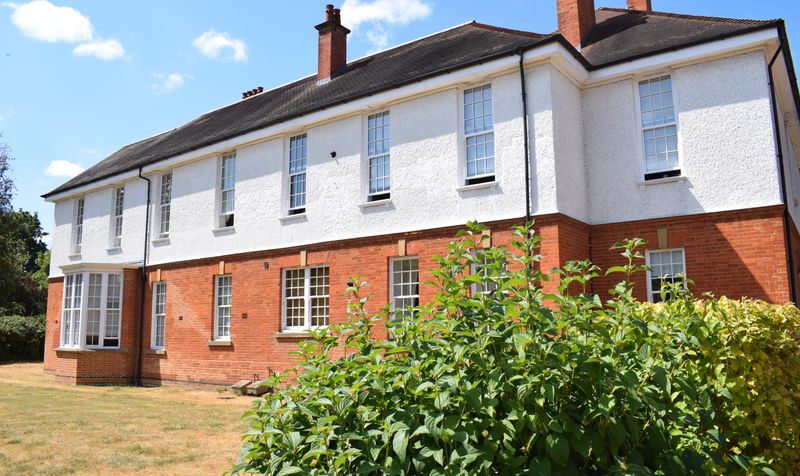 Grove Close, Crossness House Grove Close, KT19