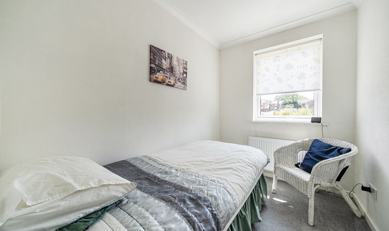 Hillcrest Close, Epsom, KT18