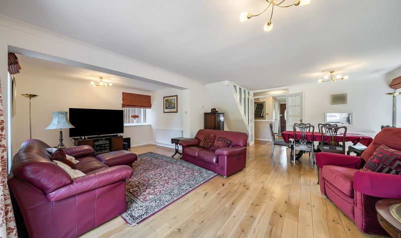 Hillcrest Close, Epsom, KT18