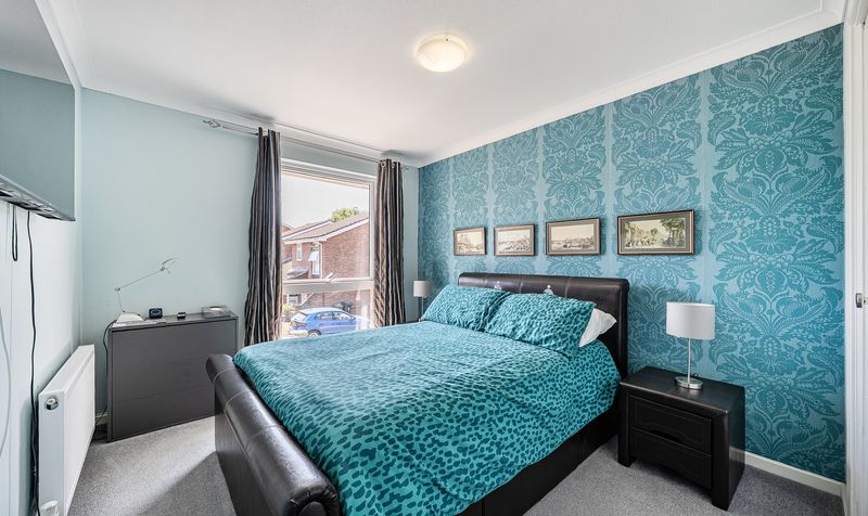 Hillcrest Close, Epsom, KT18