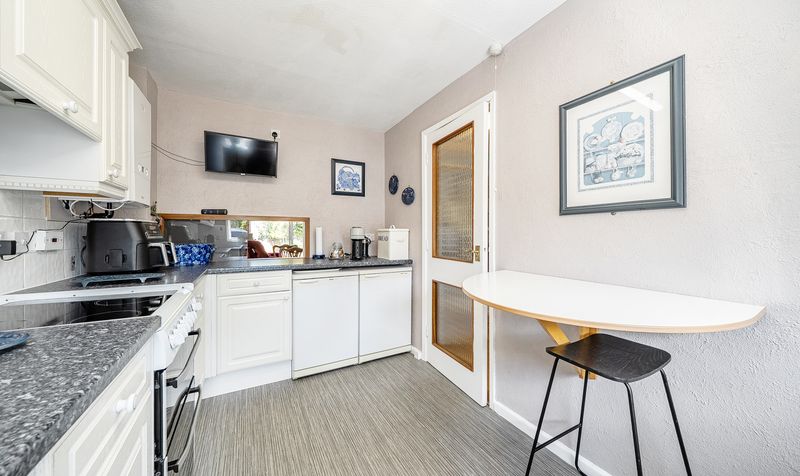 Hillcrest Close, Epsom, KT18