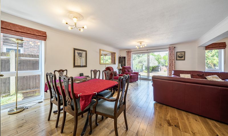 Hillcrest Close, Epsom, KT18