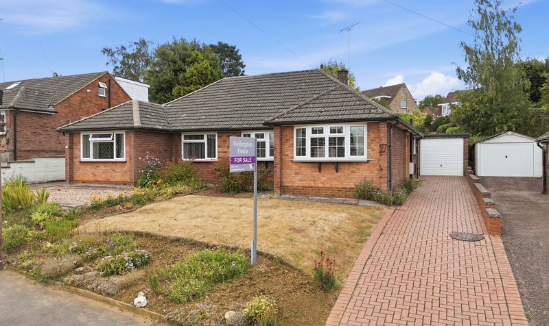 2 Bedroom Bungalow For Sale &ndash; Manor Crescent, Hitchin, SG4