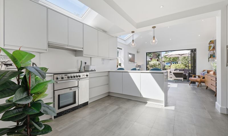 3 Bedroom House For Sale &ndash; Kings Road, Hitchin, SG5 2