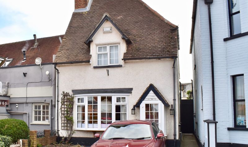 The Street, Ashtead, KT21