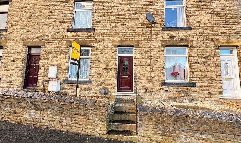 Huddersfield Road, Skelmanthorpe, HD8