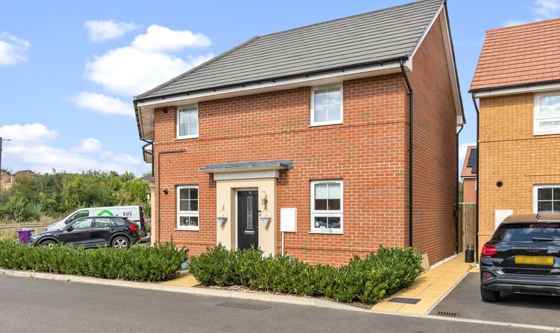 2 Bedroom Apartment For Sale &ndash; Belpaire Close, Lower Stondon, SG16