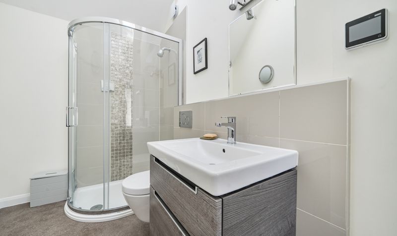 Taleworth Road, Ashtead, KT21