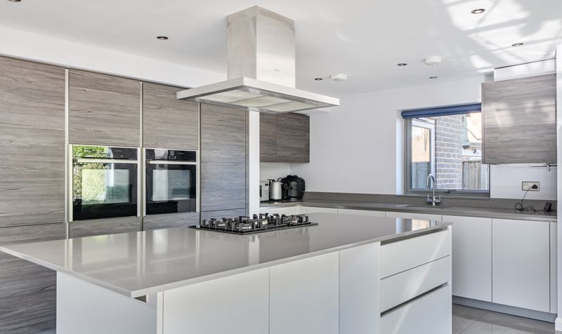 Taleworth Road, Ashtead, KT21