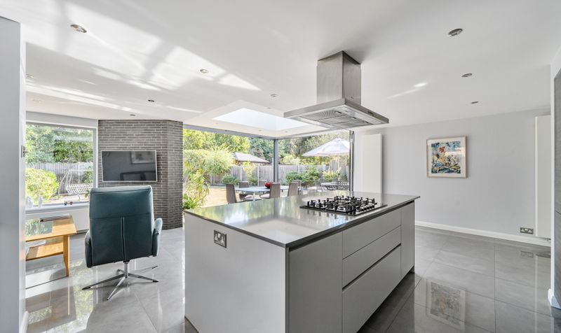 Taleworth Road, Ashtead, KT21